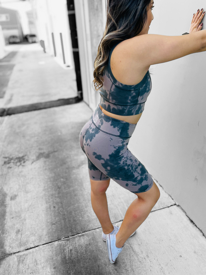 RELENTLESS TIE DYE SPORTS BRA