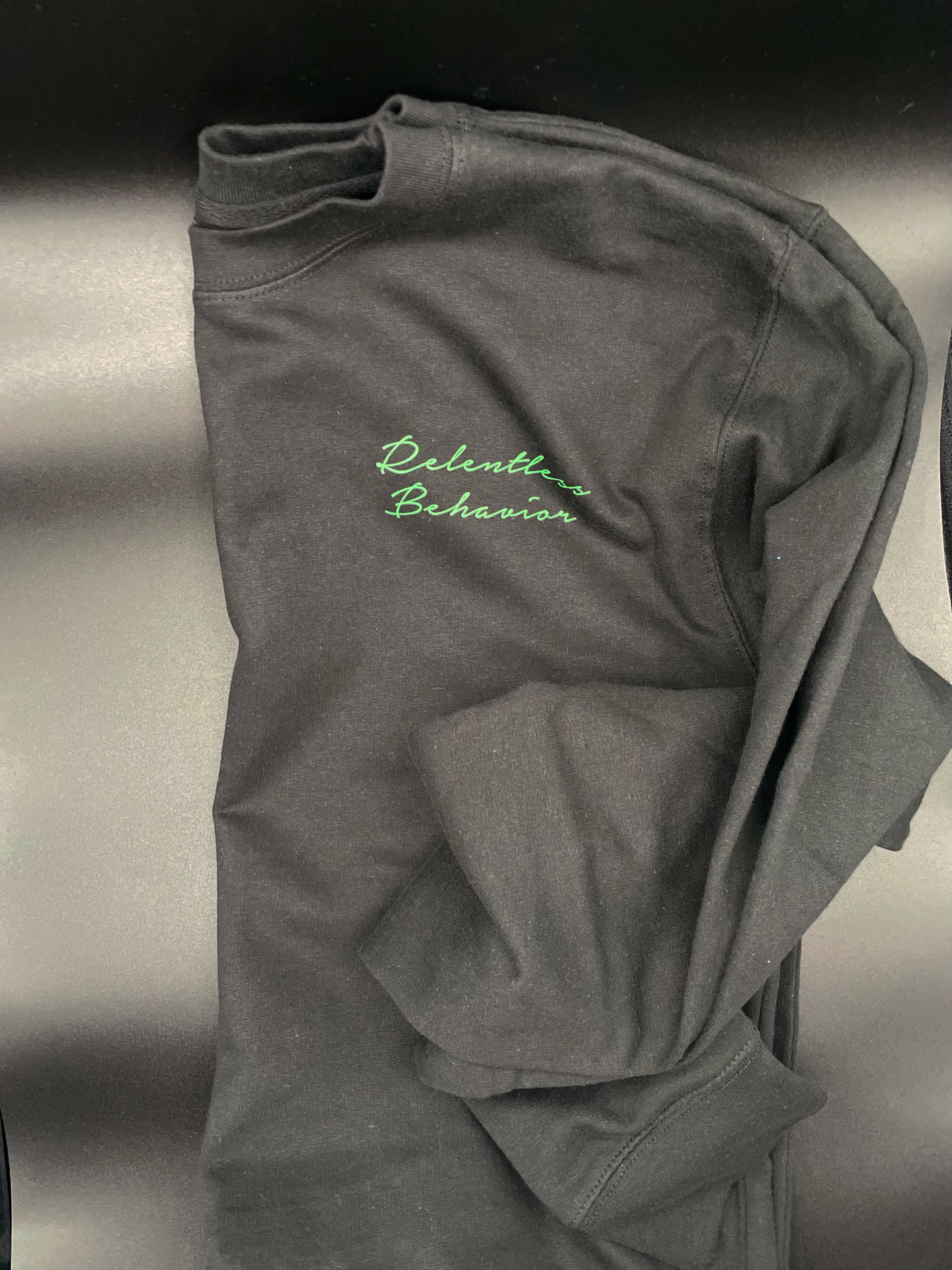 SELF MADE CREW SWEATSHIRT