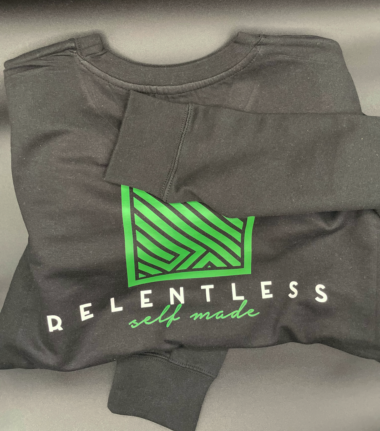 SELF MADE CREW SWEATSHIRT