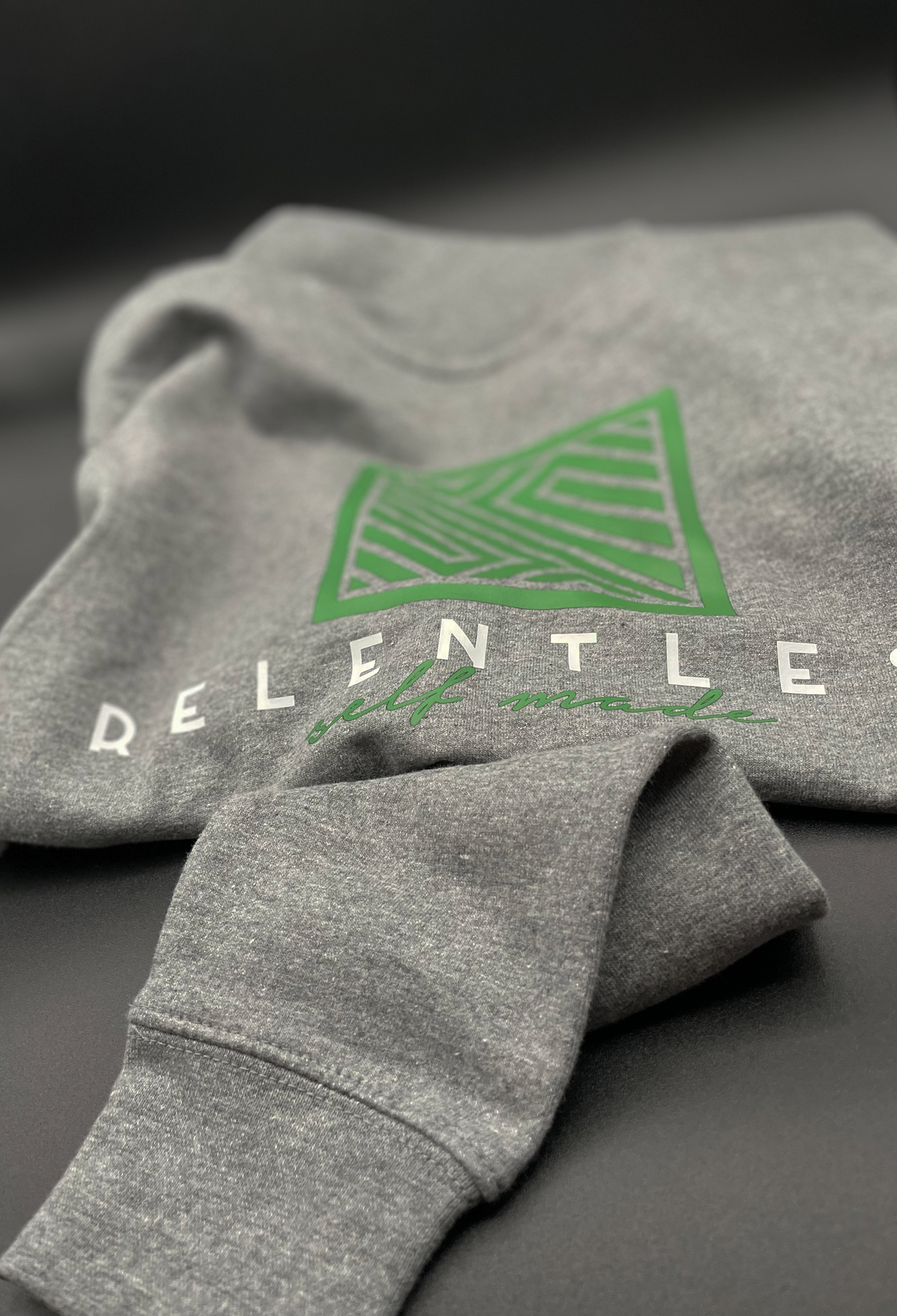 SELF MADE CREW SWEATSHIRT